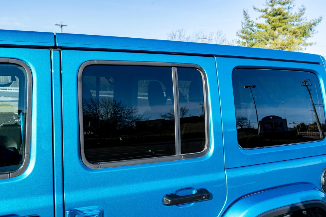 2019 Jeep JL Wrangler - Image 26 of 31