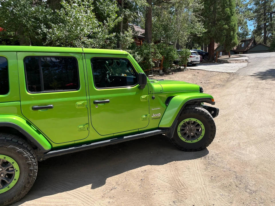 2019 Jeep JL Wrangler - Image 26 of 31