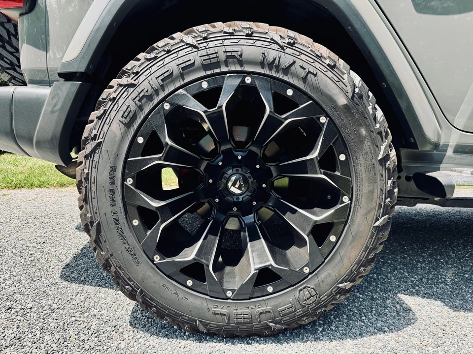 2019 Jeep JL Wrangler - Image 28 of 31