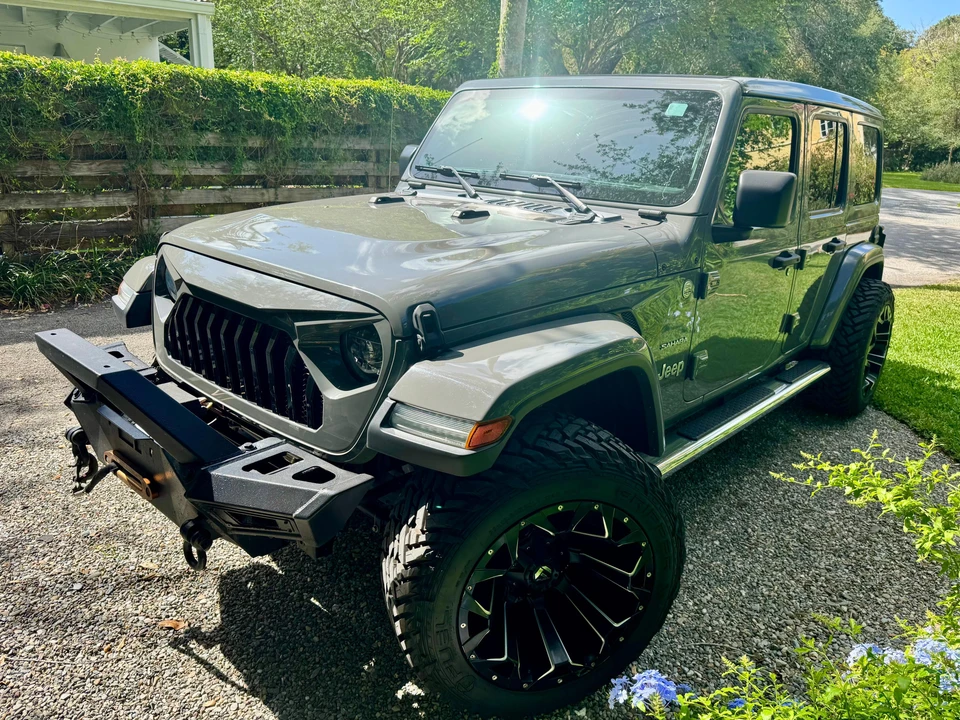 2019 Jeep JL Wrangler - Image 8 of 31