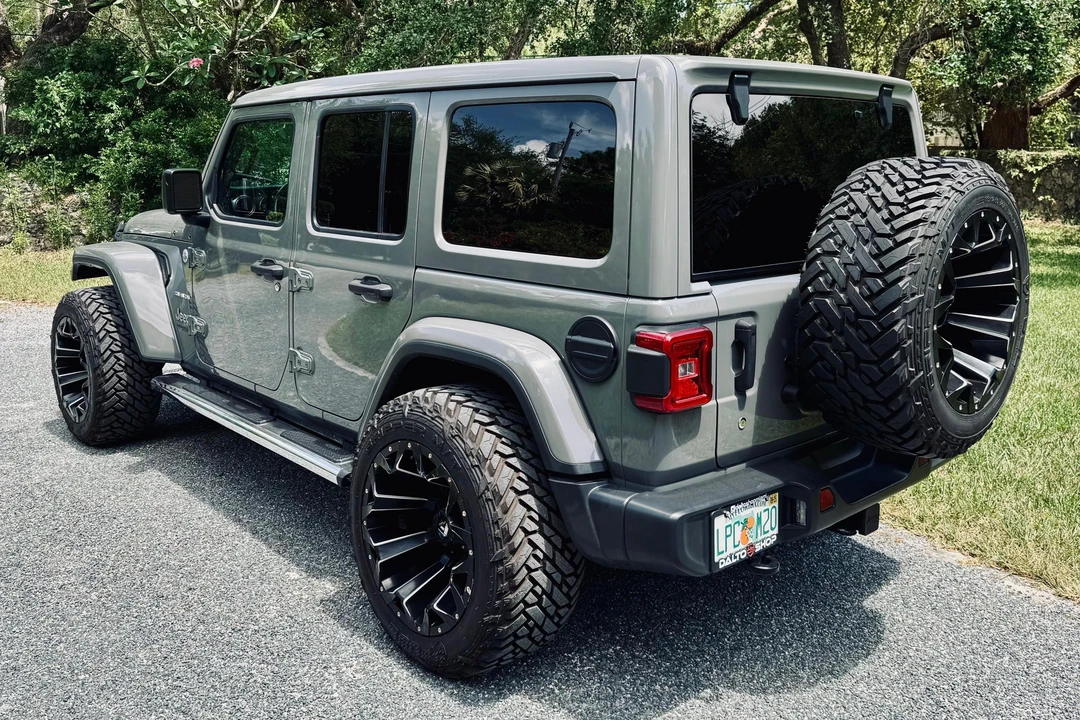 2019 Jeep JL Wrangler - Image 4 of 31