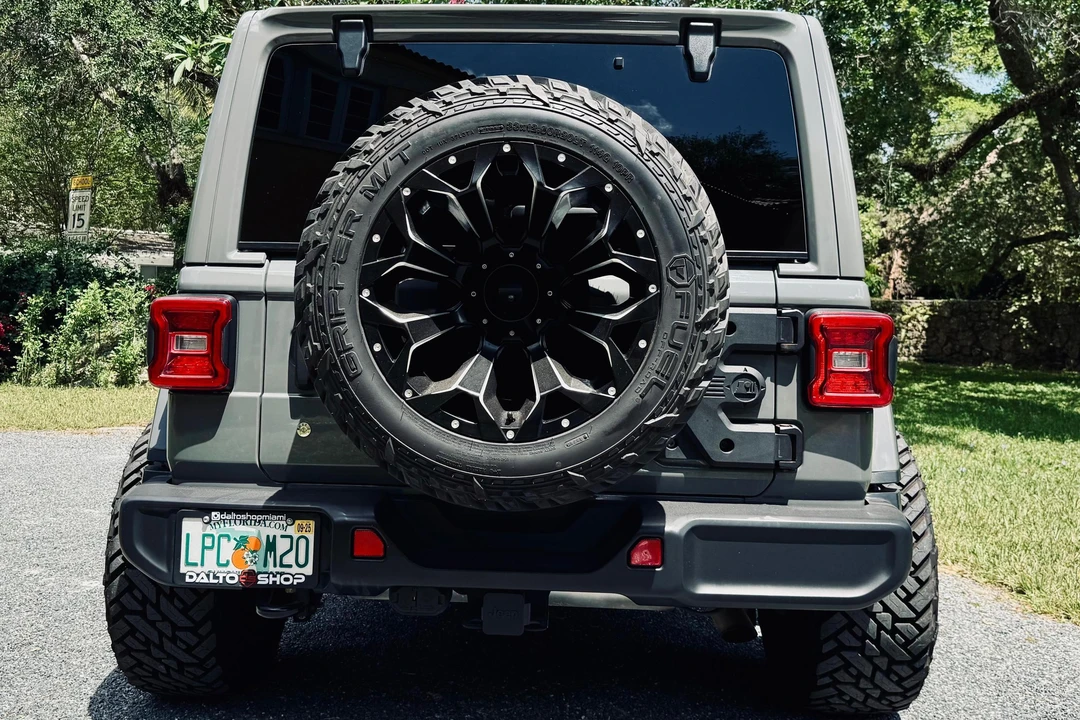 2019 Jeep JL Wrangler - Image 5 of 31