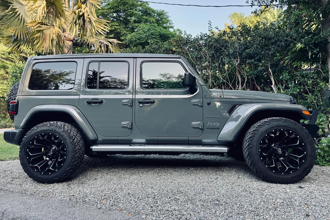 2019 Jeep JL Wrangler - Image 3 of 31