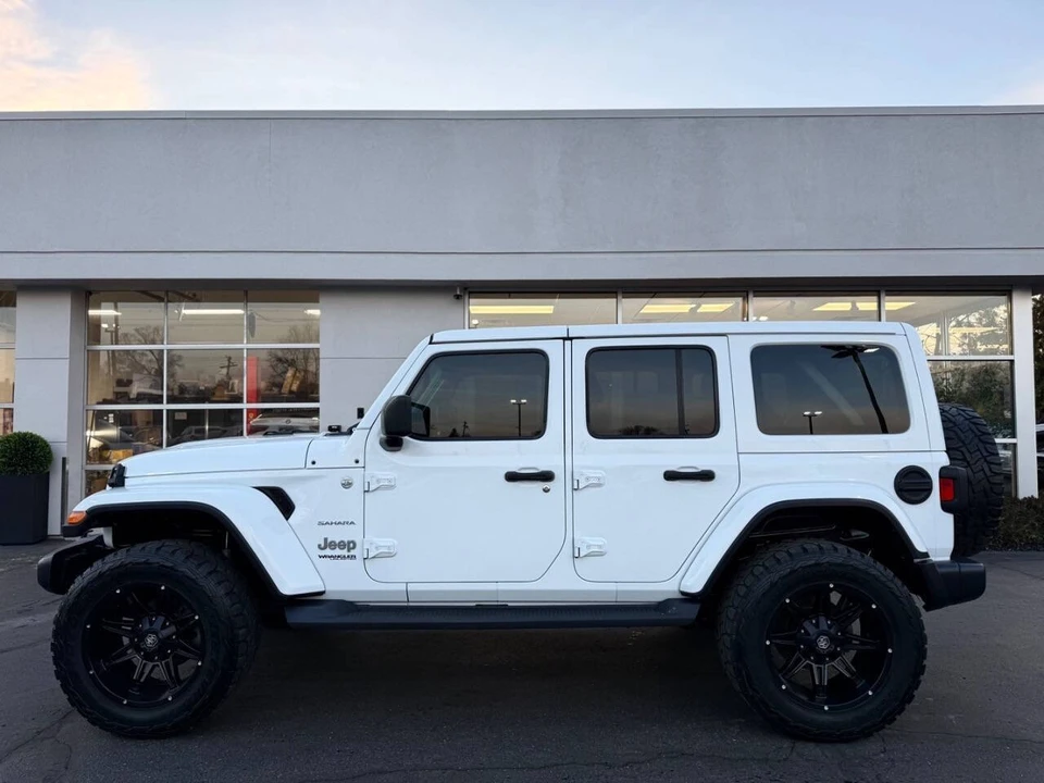 2019 Jeep JL Wrangler - Image 2 of 21