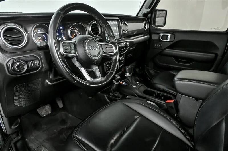 2019 Jeep JL Wrangler - Image 16 of 31