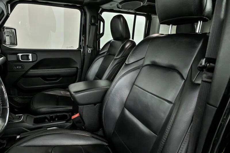 2019 Jeep JL Wrangler - Image 18 of 31