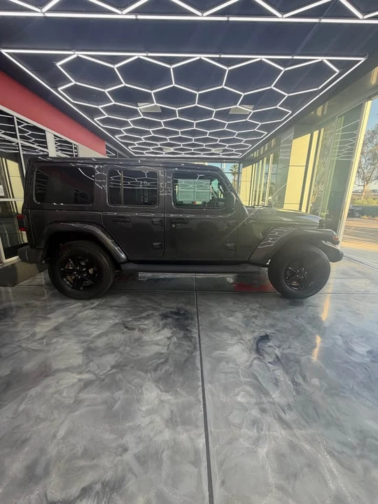 2019 Jeep JL Wrangler - Image 4 of 4