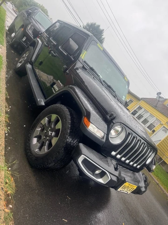 2019 Jeep JL Wrangler - Image 2 of 6