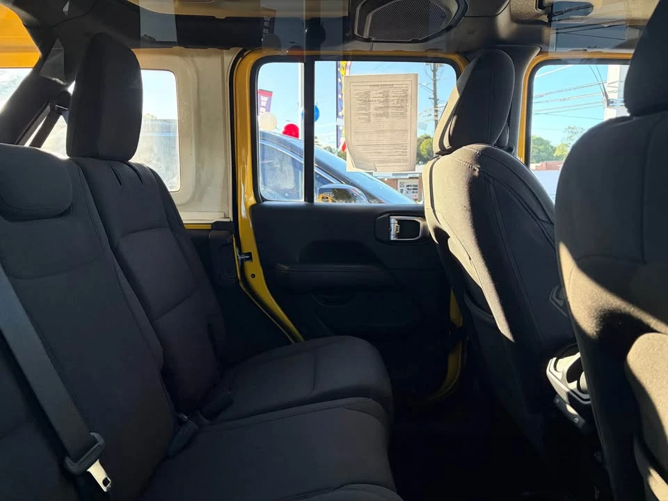 2019 Jeep JL Wrangler - Image 12 of 13