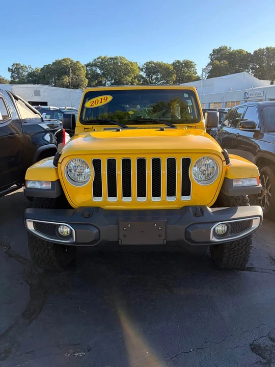 2019 Jeep JL Wrangler - Image 2 of 13