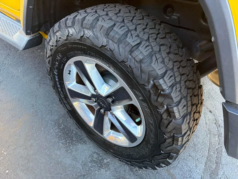 2019 Jeep JL Wrangler - Image 8 of 13