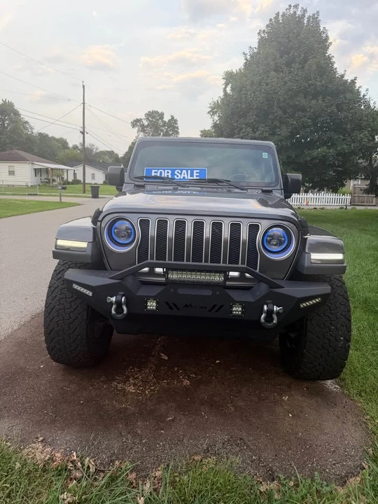 2019 Jeep JL Wrangler - Image 2 of 6