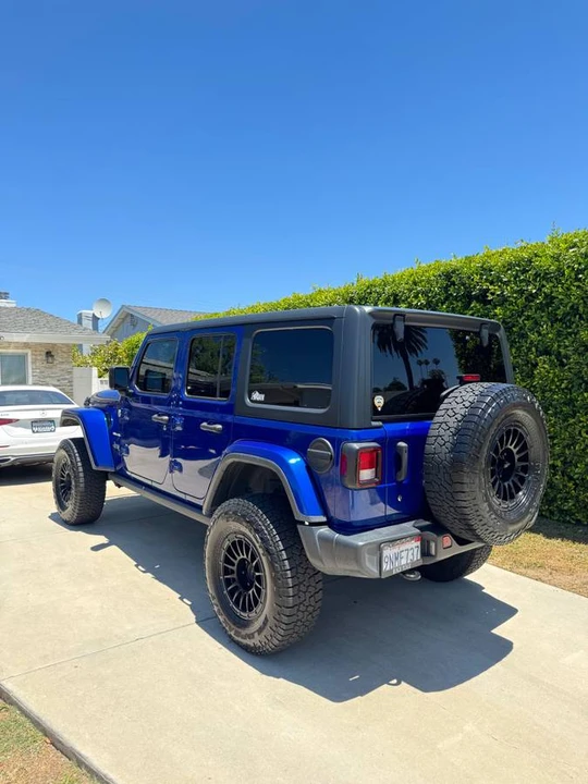 2019 Jeep JL Wrangler - Image 5 of 21