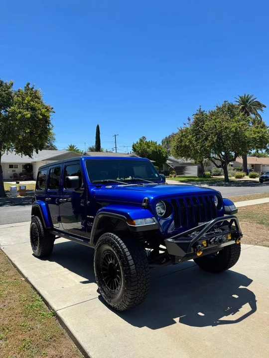 2019 Jeep JL Wrangler - Image 3 of 21
