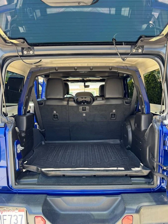 2019 Jeep JL Wrangler - Image 16 of 21