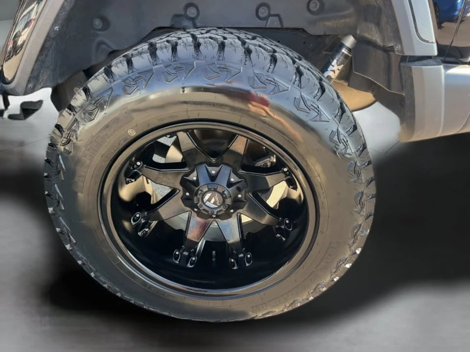 2019 Jeep JL Wrangler - Image 4 of 4