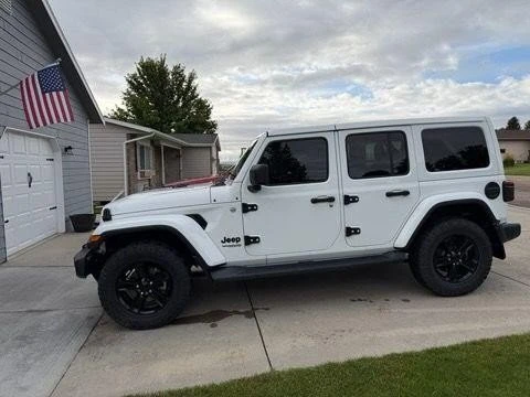 2019 Jeep JL Wrangler - Image 4 of 15