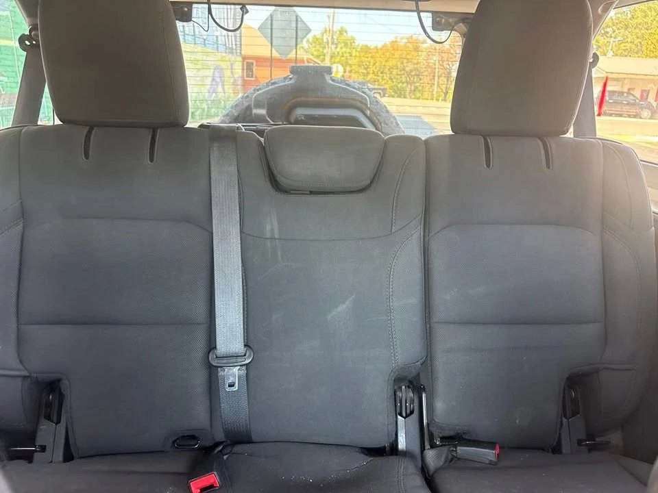 2019 Jeep JL Wrangler - Image 16 of 20