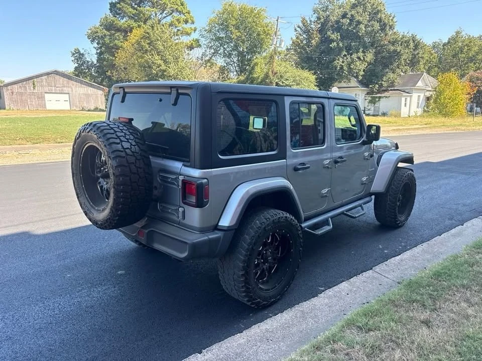 2019 Jeep JL Wrangler - Image 6 of 20