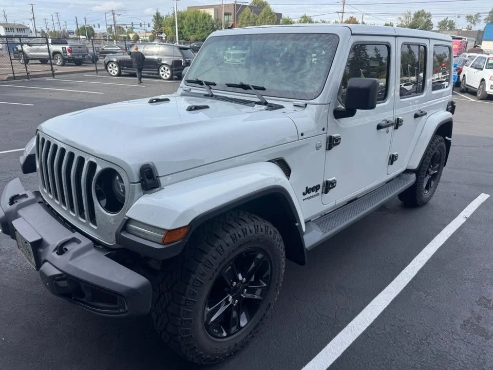 2019 Jeep JL Wrangler - Image 10 of 15