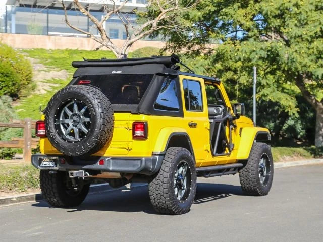 2019 Jeep JL Wrangler - Image 6 of 31