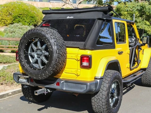 2019 Jeep JL Wrangler - Image 14 of 31