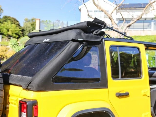 2019 Jeep - Image 19 of 31
