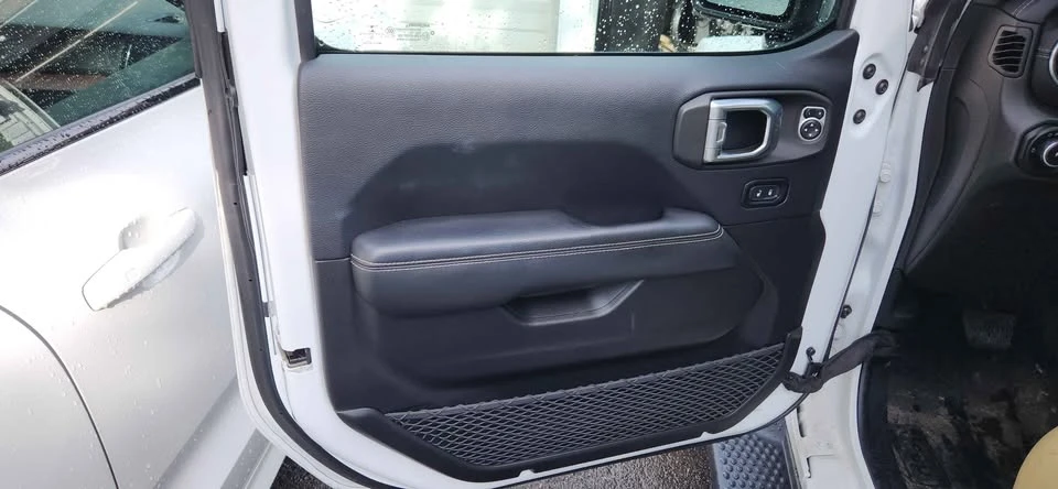2019 Jeep JL Wrangler - Image 11 of 13