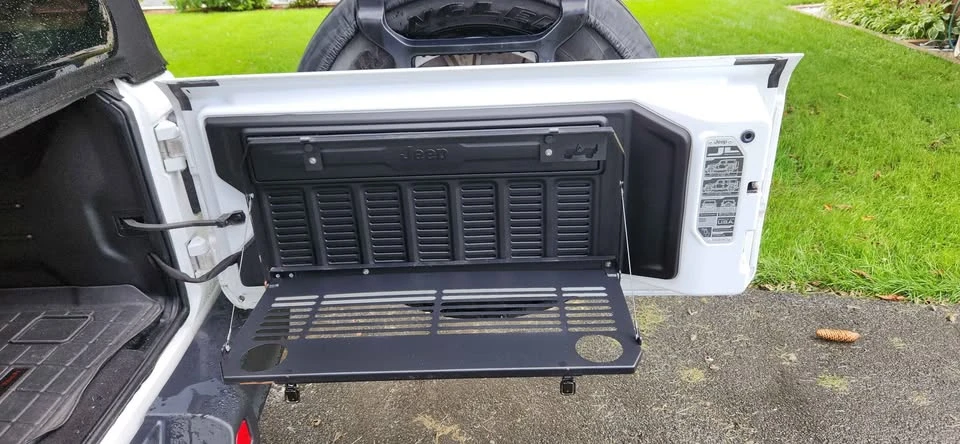 2019 Jeep JL Wrangler - Image 6 of 13