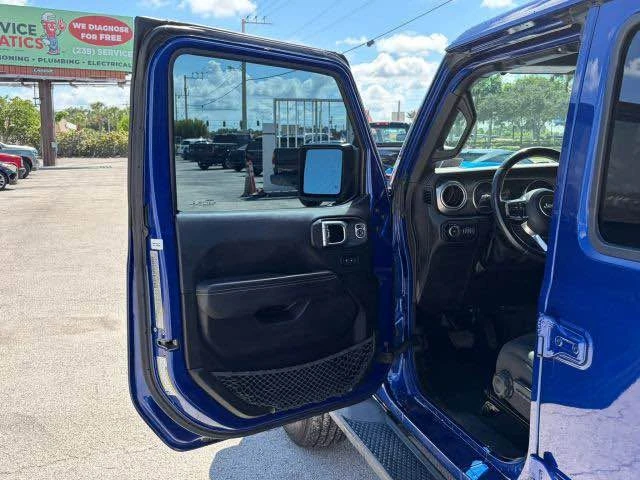 2019 Jeep JL Wrangler - Image 6 of 10