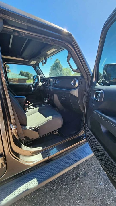 2019 Jeep JL Wrangler - Image 9 of 20