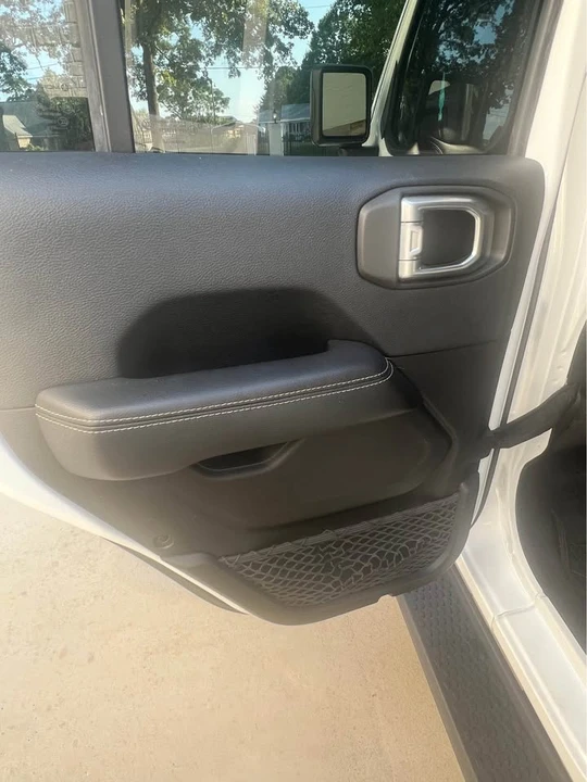 2019 Jeep JL Wrangler - Image 14 of 16