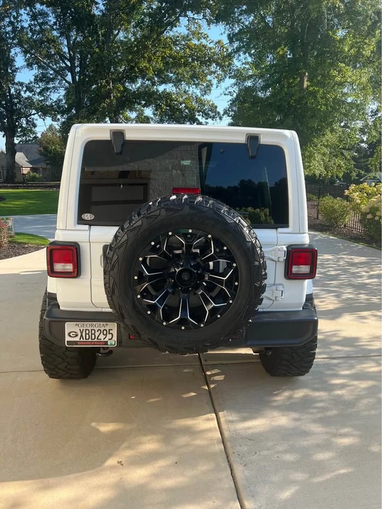 2019 Jeep JL Wrangler - Image 7 of 16