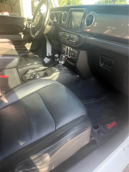 2019 Jeep JL Wrangler - Image 16 of 16