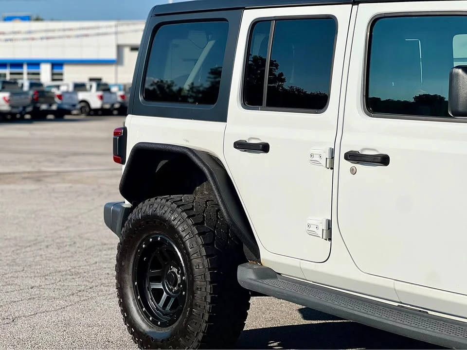 2019 Jeep JL Wrangler - Image 19 of 19