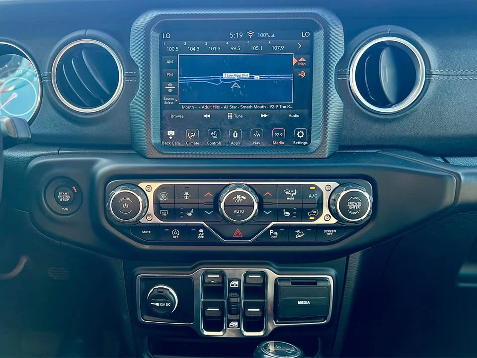 2019 Jeep JL Wrangler - Image 10 of 19