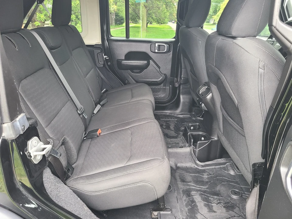 2019 Jeep JL Wrangler - Image 15 of 26