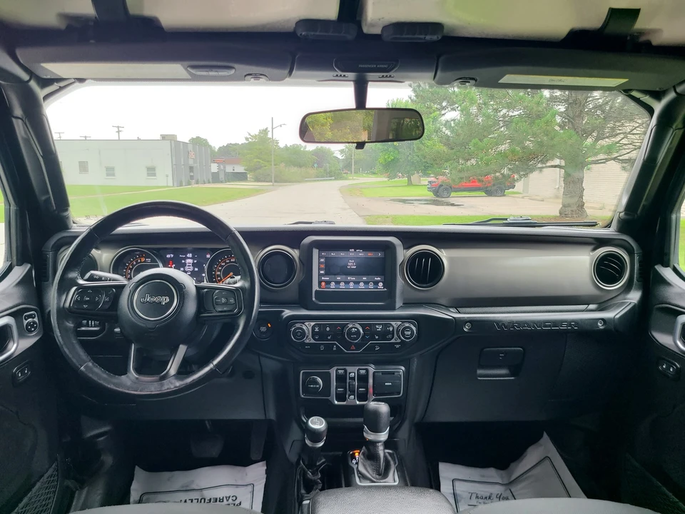 2019 Jeep JL Wrangler - Image 18 of 26