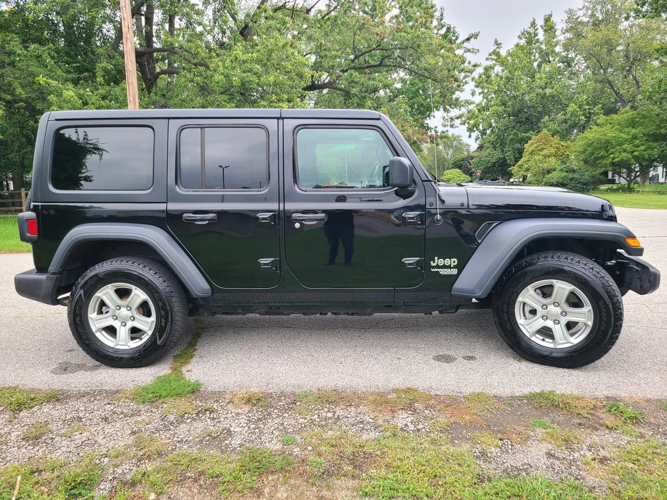 2019 Jeep JL Wrangler - Image 6 of 26