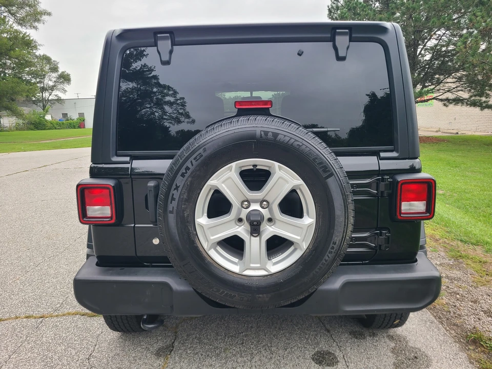 2019 Jeep JL Wrangler - Image 4 of 26