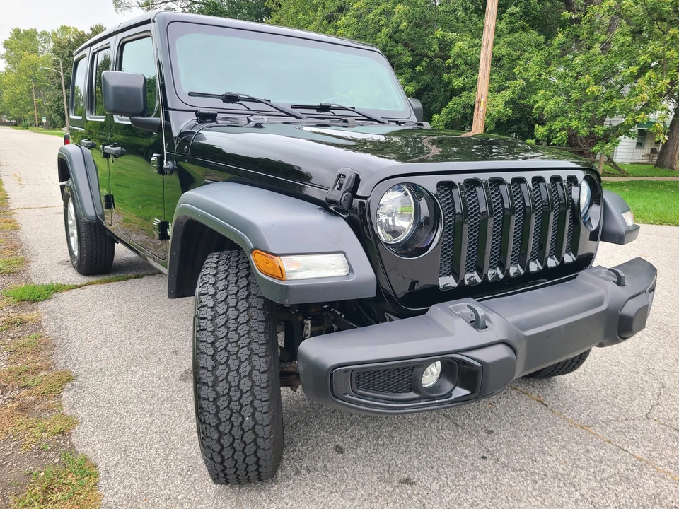 2019 Jeep JL Wrangler - Image 7 of 26