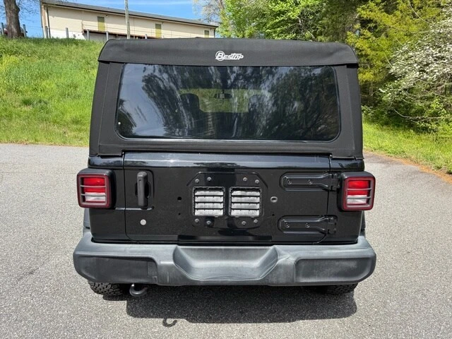 2019 Jeep JL Wrangler - Image 7 of 21