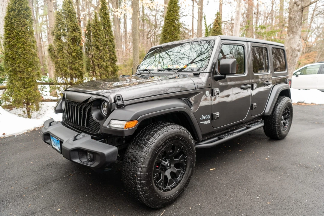 2019 Jeep JL Wrangler - Image 2 of 31