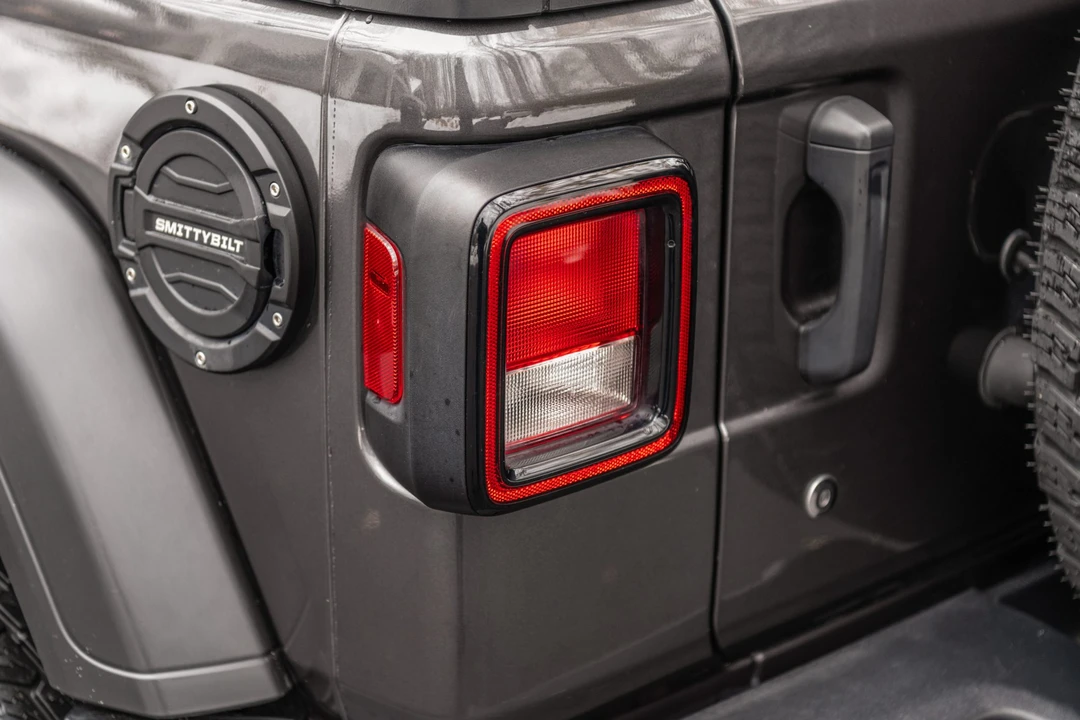 2019 Jeep JL Wrangler - Image 24 of 31