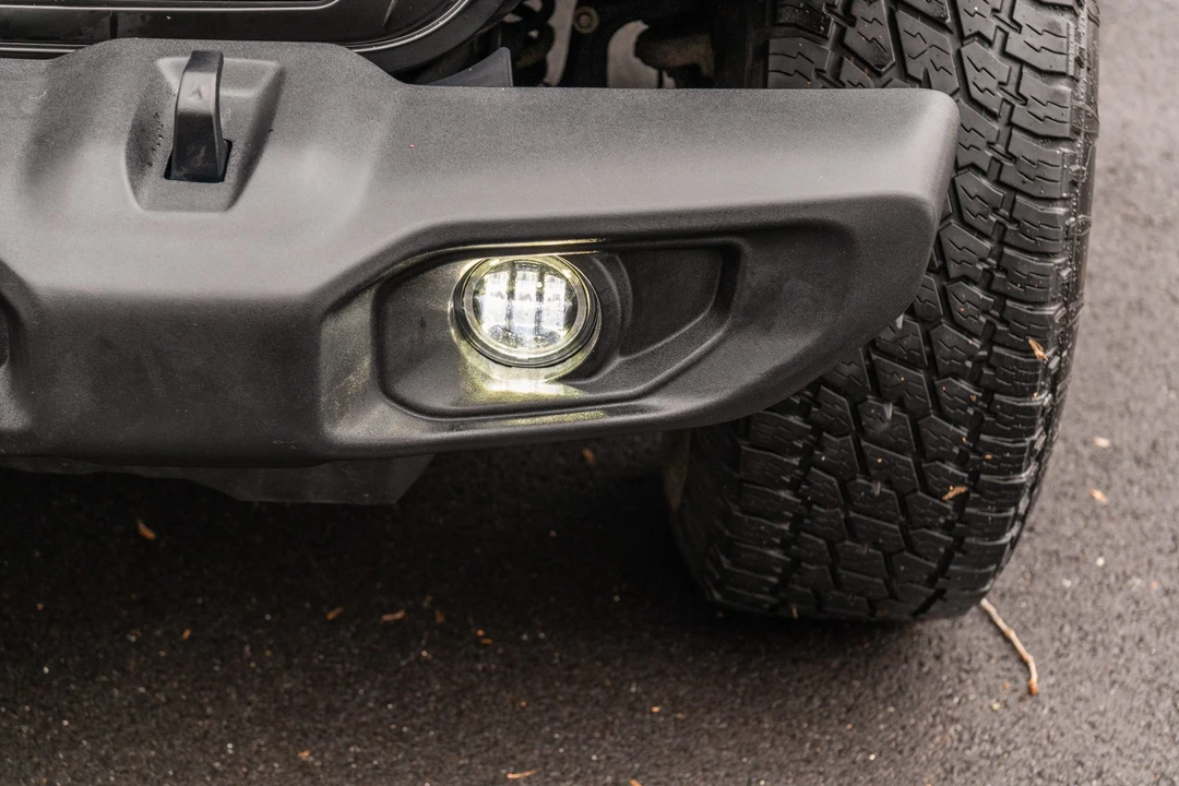 2019 Jeep JL Wrangler - Image 19 of 31