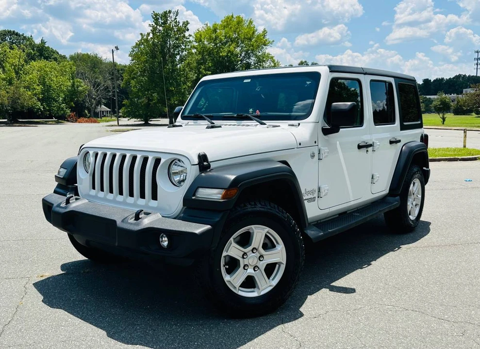 2019 Jeep JL Wrangler - Image 5 of 24
