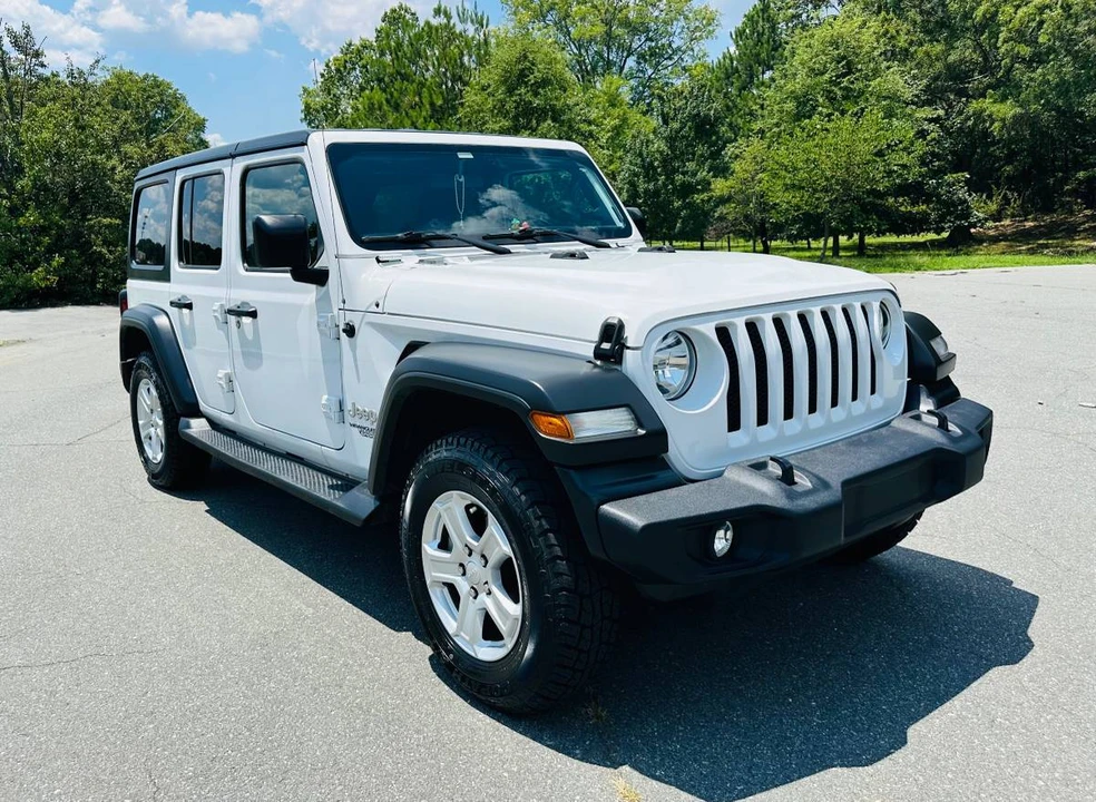 2019 Jeep JL Wrangler - Image 22 of 24