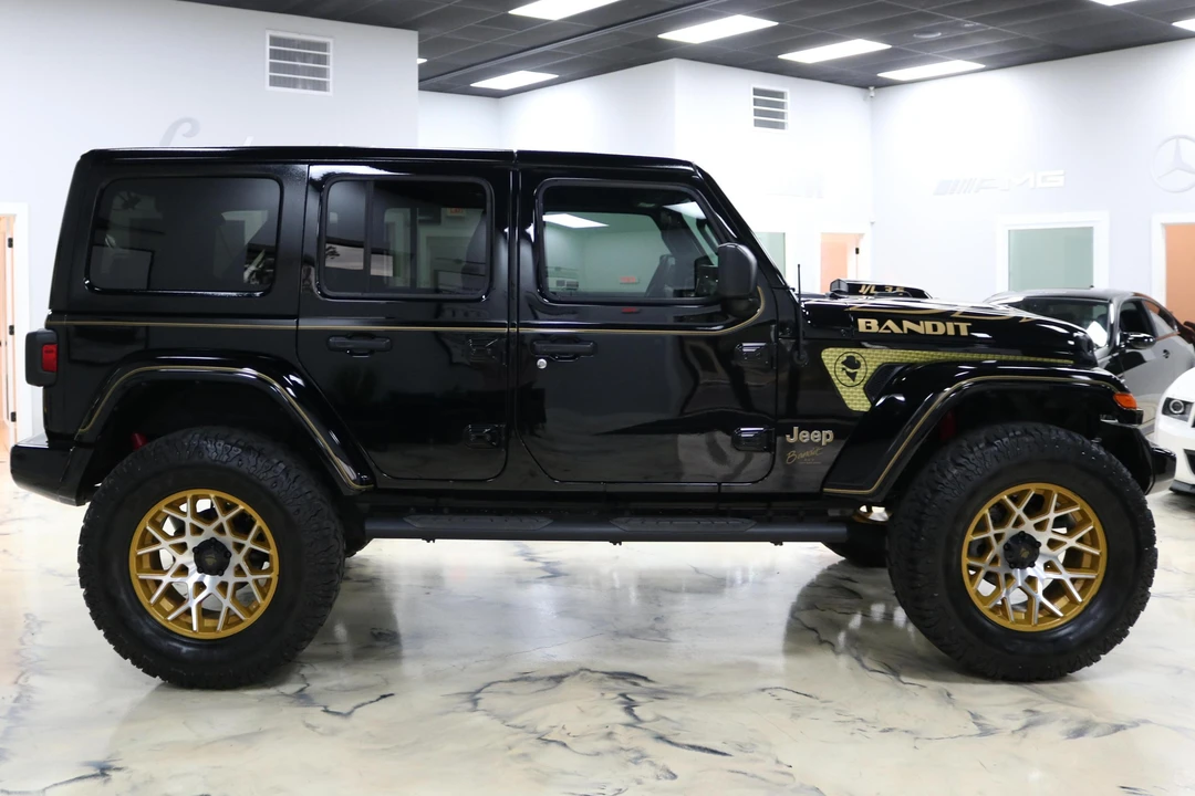 2019 Jeep JL Wrangler - Image 3 of 5