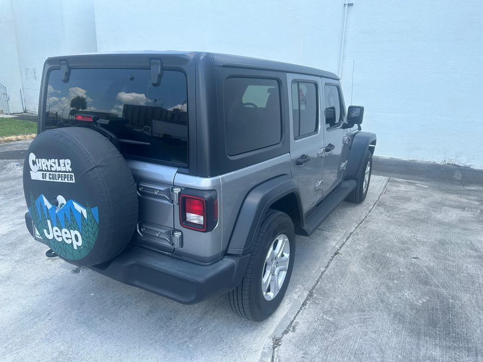 2019 Jeep JL Wrangler - Image 13 of 31