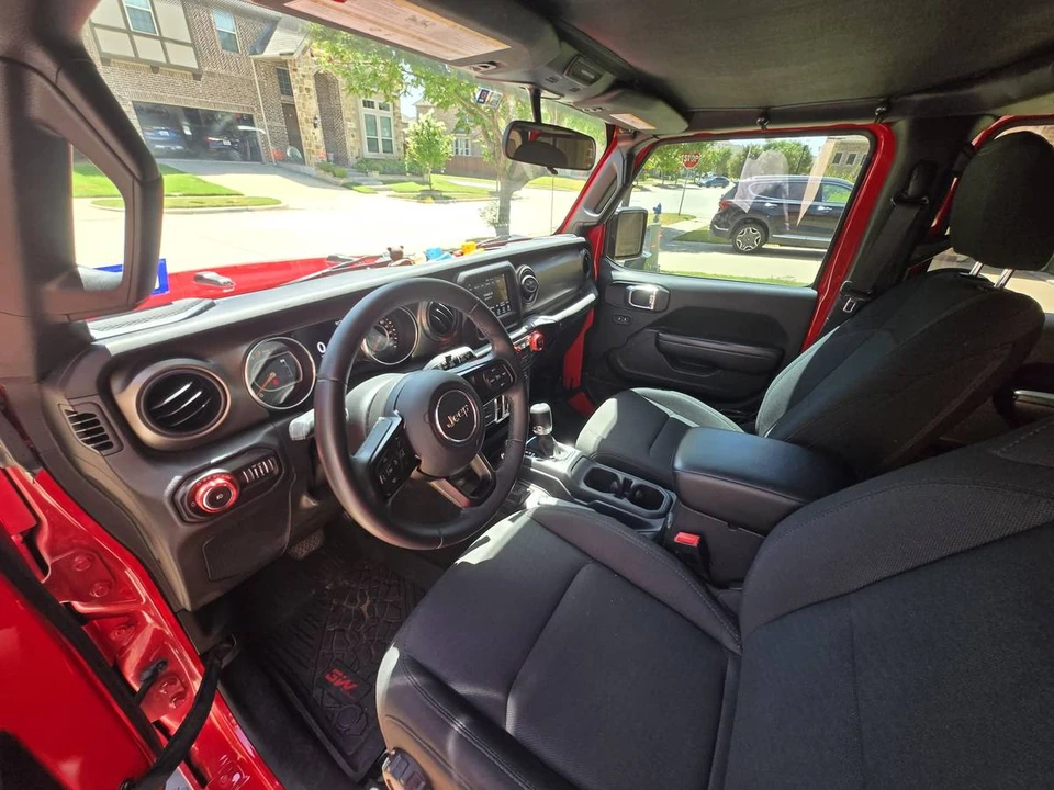 2019 Jeep JL Wrangler - Image 6 of 16